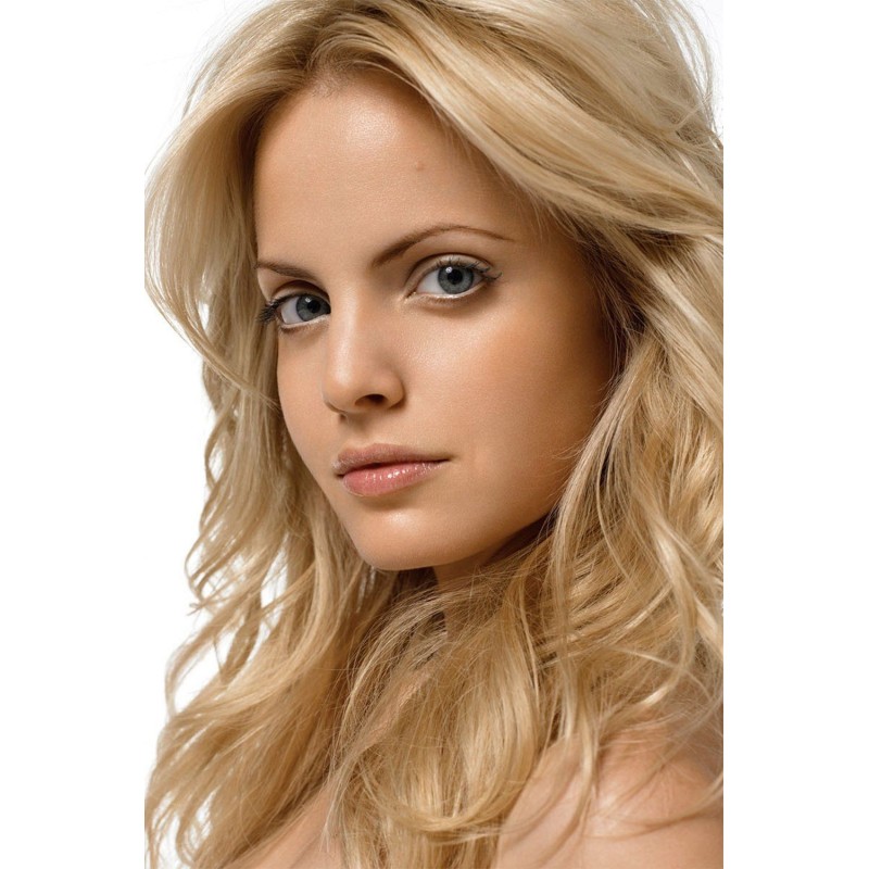 Mena SUVARI