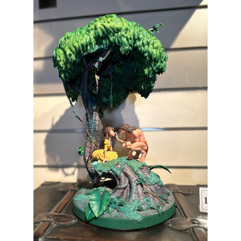 Tarzan - Figurine de collection de Tarzan et Jane - Collection 25e anniversaire de Tarzan à Disneyland Paris