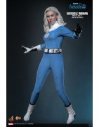 Hot Toys MMS824 Les 4 Fantastiques Premiers Pas Collectible Set 16 Invisible Woman and H.E.R.B.I.E. 16-28cm