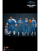 Hot Toys MMS824 Les 4 Fantastiques Premiers Pas Collectible Set 16 Invisible Woman and H.E.R.B.I.E. 16-28cm