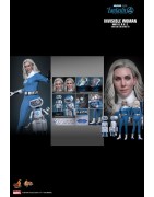 Hot Toys MMS824 Les 4 Fantastiques Premiers Pas Collectible Set 16 Invisible Woman and H.E.R.B.I.E. 16-28cm