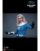 Hot Toys MMS824 Les 4 Fantastiques Premiers Pas Collectible Set 16 Invisible Woman and H.E.R.B.I.E. 16-28cm
