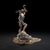 Figurine Tomb Raider de Lara Croft Survivor Era, mesure env.33cm. Produit officiel par Dark Horse.