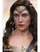 Hot Toys MMS359 Batman v Superman L'Aube de la Justice Wonder Woman Gal Gabot 1/6 Collectible Figurine 29cm