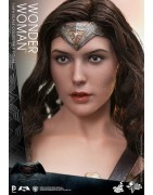 Hot Toys MMS359 Batman v Superman L'Aube de la Justice Wonder Woman Gal Gabot 1/6 Collectible Figurine 29cm