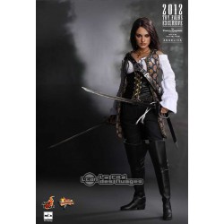 Hot Toys MMS181 Pirates des Caraïbes et la Fontaine de Jouvence Angelica Penelope Cruz 1/6 Collectible Figurine 28cm