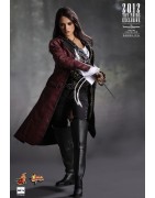 Hot Toys MMS181 Pirates des Caraïbes et la Fontaine de Jouvence Angelica Penelope Cruz 1/6 Collectible Figurine 28cm