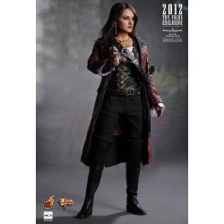 Hot Toys MMS181 Pirates des Caraïbes et la Fontaine de Jouvence Angelica Penelope Cruz 1/6 Collectible Figurine 28cm