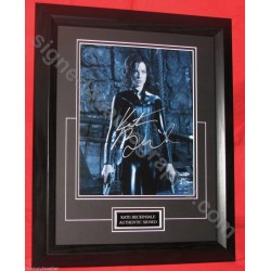 Autographe de Kate BECKINSALE SIGNED UNDERWORLD SIGNED FRAMED CERT AUTHENTIC + SIGNING DETAIL