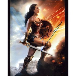 Autographe de Gal GADOT - Wonder Woman - 8x10 COA