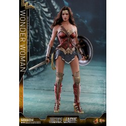 Hot Toys MMS451 Justice League Wonder Woman Gal Gadot Deluxe Version 1/6 Collectible Figurine 29cm