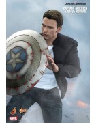 Hot Toys MMS243 Captain America Le Soldat de l'Hiver Captain America & Steve Rogers ( Chris Evans ) 12" 31cm