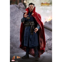 Hot Toys MMS484 Avengers Infinity War Docteur Strange Benedict Cumberbatch 1/6 Collectible Figurine 31cm