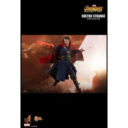 Hot Toys MMS484 Avengers Infinity War Docteur Strange Benedict Cumberbatch 1/6 Collectible Figurine 31cm