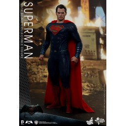 Hot Toys MMS343 Batman v Superman L'Aube de la Justice Superman Henry Cavill 1/6 Collectible Figurine 31cm