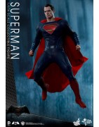Hot Toys MMS343 Batman v Superman L'Aube de la Justice Superman Henry Cavill 1/6 Collectible Figurine 31cm