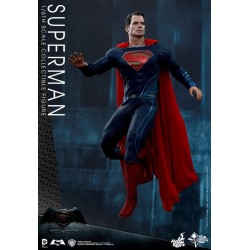 Hot Toys MMS343 Batman v Superman L'Aube de la Justice Superman Henry Cavill 1/6 Collectible Figurine 31cm