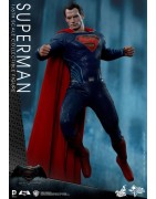Hot Toys MMS343 Batman v Superman L'Aube de la Justice Superman Henry Cavill 1/6 Collectible Figurine 31cm