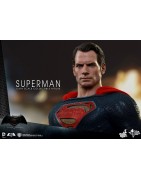 Hot Toys MMS343 Batman v Superman L'Aube de la Justice Superman Henry Cavill 1/6 Collectible Figurine 31cm