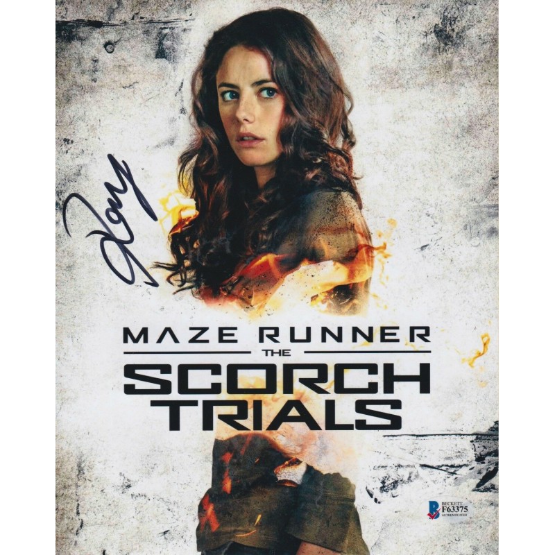 Autographe de Kaya SCODELARIO Signed 8X10 Photo Maze Runner Beckett Bas Autograph Auto Coa A