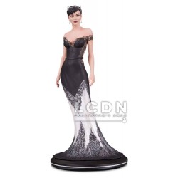 DC Cover Girls Statue Catwoman Wedding Dress by Joëlle Jones 26cm 767/5000