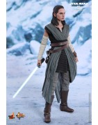 Hot Toys MMS446 Star War Episode VIII Les Derniers Jedi Rey ( Daisy Ridley ) Jedi Training 1/6 Collectible Figurine 28cm