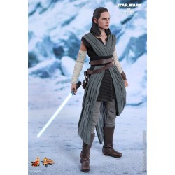 Hot Toys MMS446 Star War Episode VIII Les Derniers Jedi Rey ( Daisy Ridley ) Jedi Training 1/6 Collectible Figurine 28cm