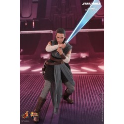 Hot Toys MMS446 Star War Episode VIII Les Derniers Jedi Rey ( Daisy Ridley ) Jedi Training 1/6 Collectible Figurine 28cm