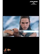 Hot Toys MMS446 Star War Episode VIII Les Derniers Jedi Rey ( Daisy Ridley ) Jedi Training 1/6 Collectible Figurine 28cm