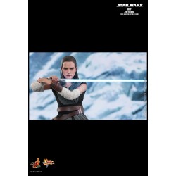 Hot Toys MMS446 Star War Episode VIII Les Derniers Jedi Rey ( Daisy Ridley ) Jedi Training 1/6 Collectible Figurine 28cm