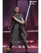 Hot Toys MMS446 Star War Episode VIII Les Derniers Jedi Rey ( Daisy Ridley ) Jedi Training 1/6 Collectible Figurine 28cm