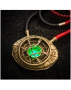 Réplique Doctor Strange - Broches de cape de lévitation, anneau de fronde & Œil d'Agamotto (exclusivité mondiale) 3915/7000