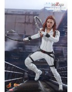 Hot Toys MMS601 Black Widow Action Figurine 1/6 Black Widow (Snow Suit Version) Collectible Figurine 28cm