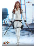 Hot Toys MMS601 Black Widow Action Figurine 1/6 Black Widow (Snow Suit Version) Collectible Figurine 28cm