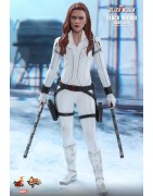 Hot Toys MMS601 Black Widow Action Figurine 1/6 Black Widow (Snow Suit Version) Collectible Figurine 28cm