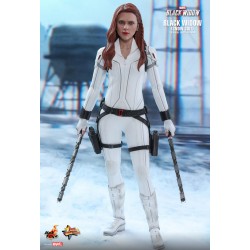 Hot Toys MMS601 Black Widow Action Figurine 1/6 Black Widow (Snow Suit Version) Collectible Figurine 28cm