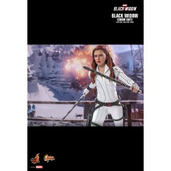 Hot Toys MMS601 Black Widow Action Figurine 1/6 Black Widow (Snow Suit Version) Collectible Figurine 28cm