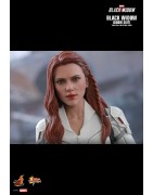 Hot Toys MMS601 Black Widow Action Figurine 1/6 Black Widow (Snow Suit Version) Collectible Figurine 28cm