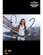 Hot Toys MMS601 Black Widow Action Figurine 1/6 Black Widow (Snow Suit Version) Collectible Figurine 28cm