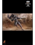 Hot Toys TMS052 Star Wars The Mandalorian Action Figurine 1/6 The Mandalorian & Grogu Collectible Set (Deluxe Version) 30cm