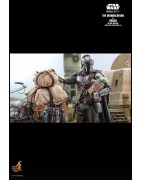 Hot Toys TMS052 Star Wars The Mandalorian Action Figurine 1/6 The Mandalorian & Grogu Collectible Set (Deluxe Version) 30cm