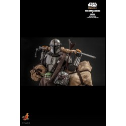 Hot Toys TMS052 Star Wars The Mandalorian Action Figurine 1/6 The Mandalorian & Grogu Collectible Set (Deluxe Version) 30cm