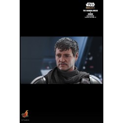 Hot Toys TMS052 Star Wars The Mandalorian Action Figurine 1/6 The Mandalorian & Grogu Collectible Set (Deluxe Version) 30cm