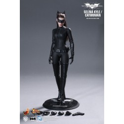 Hot Toys MMS188 Batman The Dark Knight Rises Catwoman ( Anne Hathaway ) 12" 28cm Collectible Figurine - Hot Toys