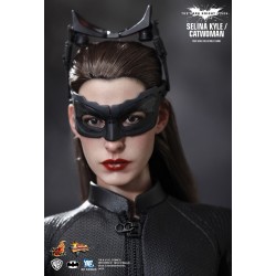 Hot Toys MMS188 Batman The Dark Knight Rises Catwoman ( Anne Hathaway ) 12" 28cm Collectible Figurine - Hot Toys