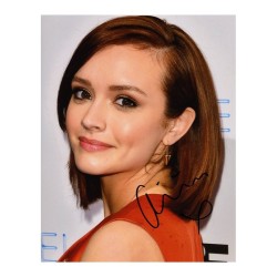 Autographe d'Olivia COOKE - Actrice - 20x25