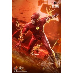 Hot Toys MMS713 The Flash Collectible Action Figurine 1/6 The Flash 30cm