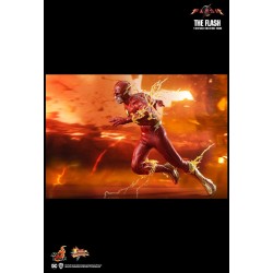 Hot Toys MMS713 The Flash Collectible Action Figurine 1/6 The Flash 30cm